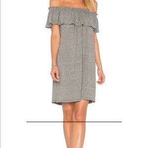 Current Elliott size 1 (small).  Grey dress